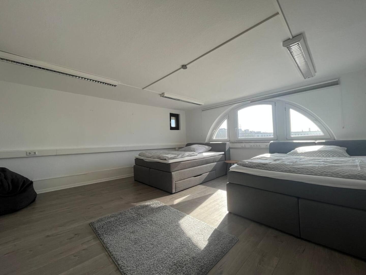 Simplex Apartments Am Ettlinger Tor Spacious Карлсруе Екстериор снимка