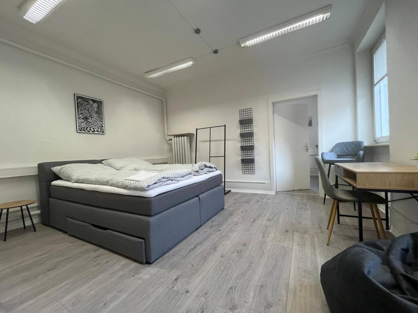 Simplex Apartments Am Ettlinger Tor Spacious Карлсруе Екстериор снимка
