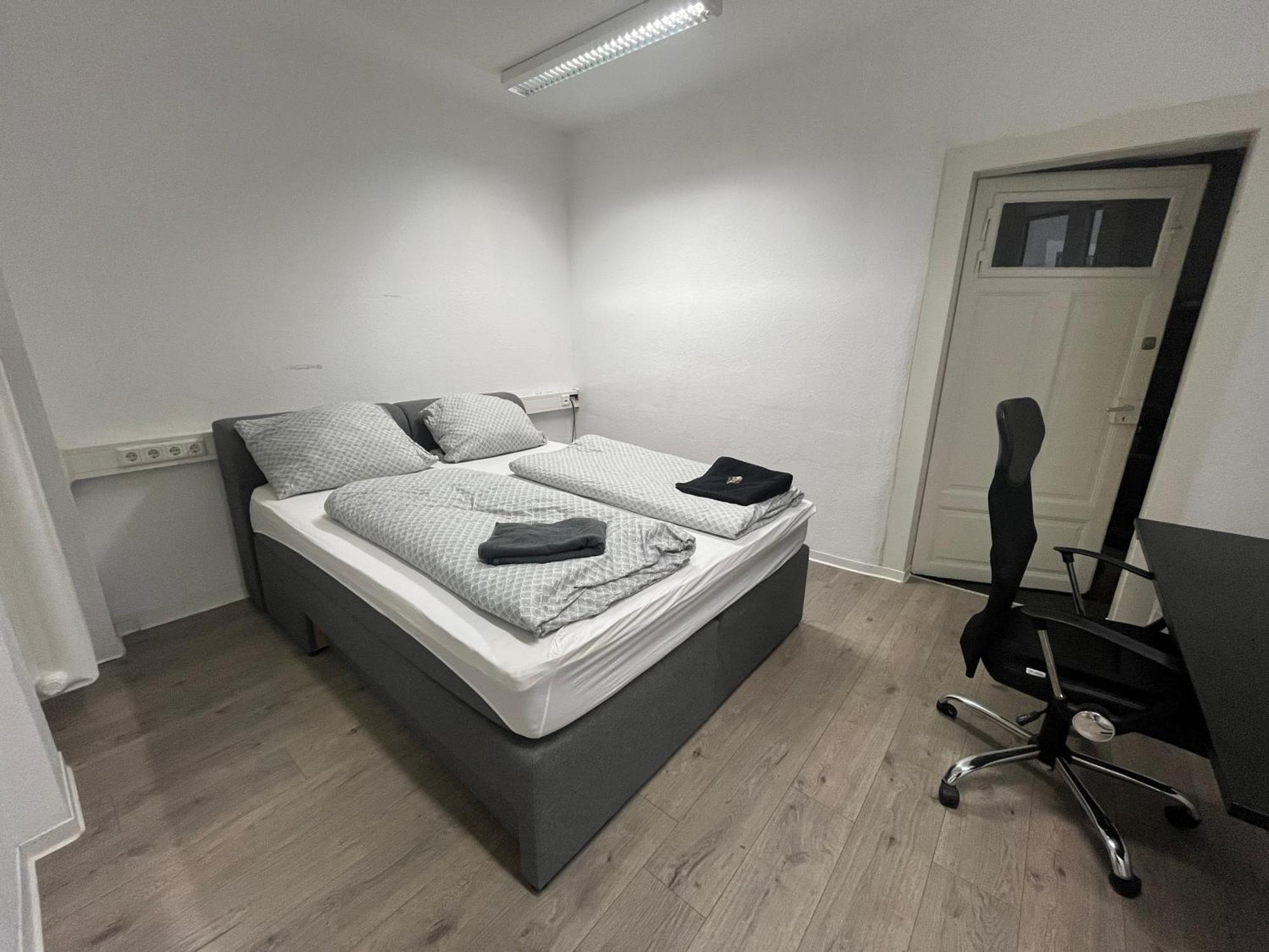 Simplex Apartments Am Ettlinger Tor Spacious Карлсруе Екстериор снимка