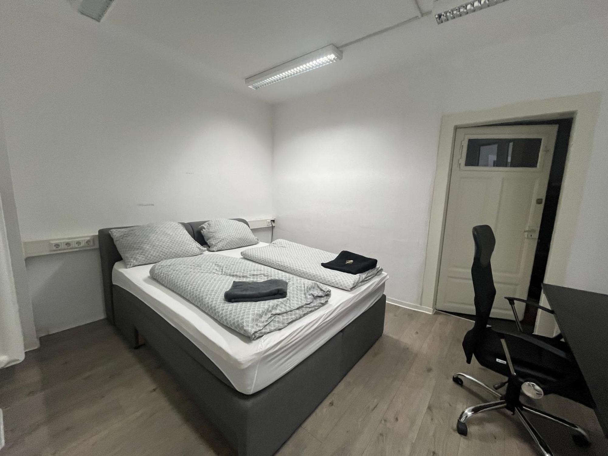 Simplex Apartments Am Ettlinger Tor Spacious Карлсруе Екстериор снимка